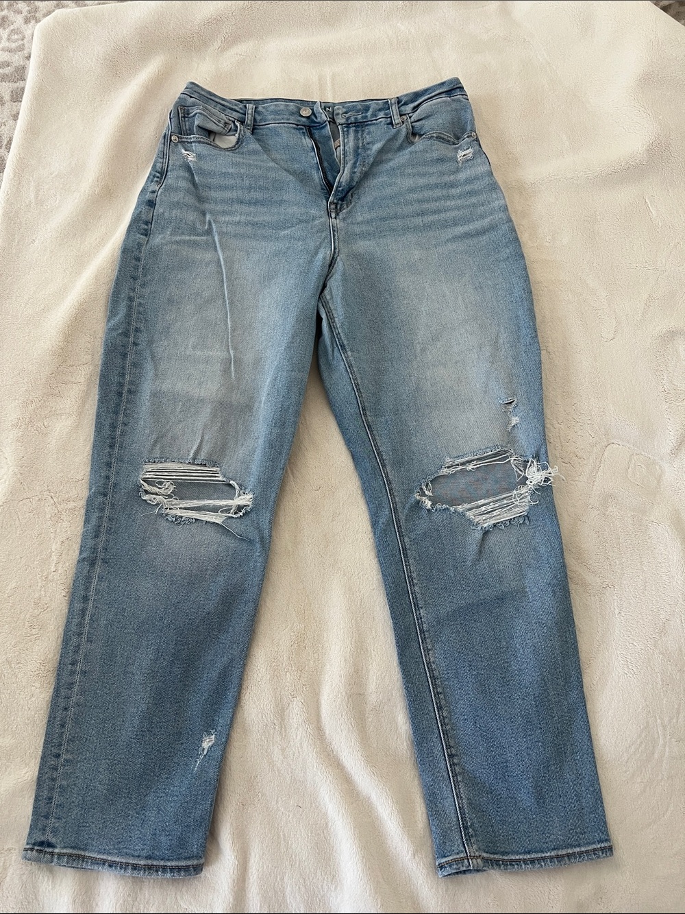 American Eagle curvy mom jean